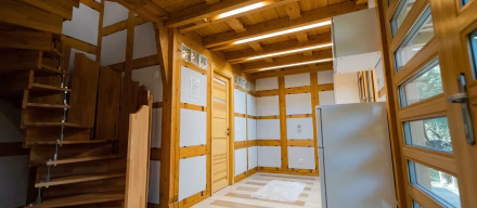 Image of Gallery image 5